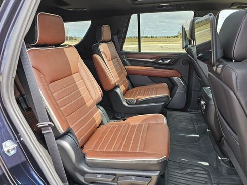 Used 2023 GMC Yukon Denali Ultimate w/ LPO, Floor Liner Package image 27