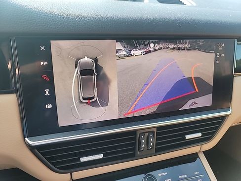 Used 2022 Porsche Cayenne AWD/4WD image 20