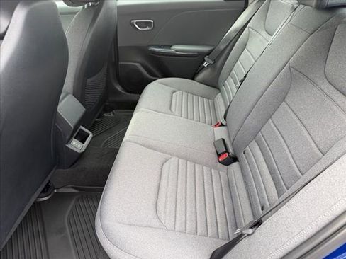 New 2025 Kia K4 EX image 13