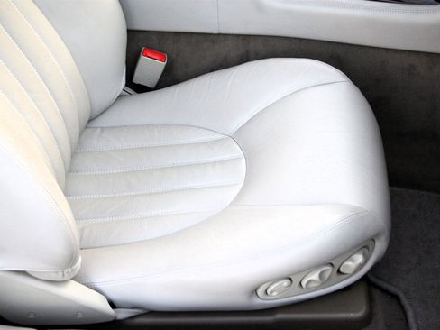 Used 1998 Jaguar XK8 Coupe RWD image 24