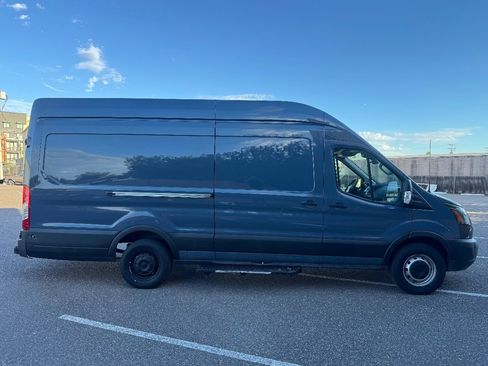 Used 2019 Ford Transit 250 148 High Roof Extended image 5