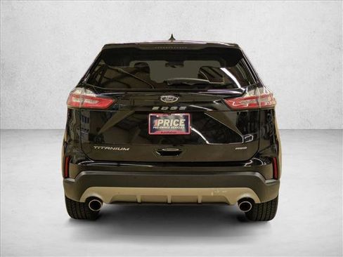 Used 2024 Ford Edge Titanium image 7