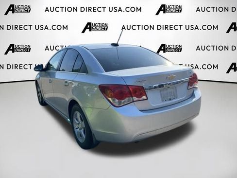 Used 2015 Chevrolet Cruze LT w/ Technology Package FWD image 13