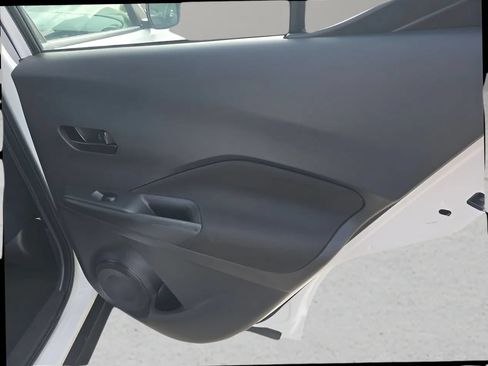 Used 2024 Nissan Kicks S FWD image 18