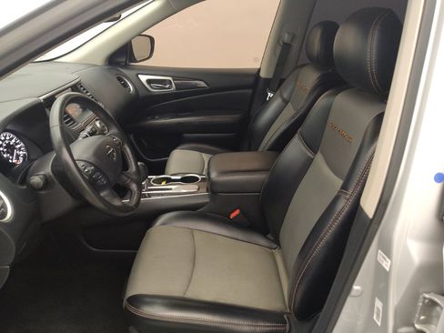 Used 2020 Nissan Pathfinder SV w/ Rock Creek Edition FWD image 17