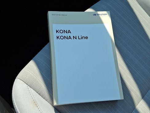 Certified 2023 Hyundai Kona SEL AWD/4WD image 25