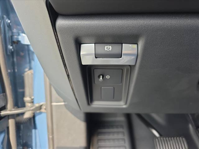 New 2026 Land Rover Defender 110 S AWD/4WD image 25