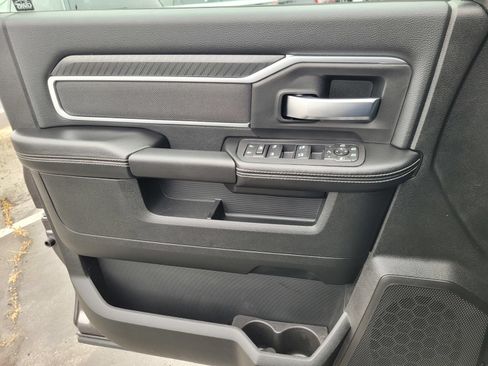 New 2026 RAM 2500 Big Horn AWD/4WD image 28