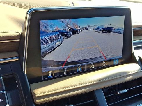 Certified 2021 Chevrolet Tahoe Premier w/ Premium Package image 19