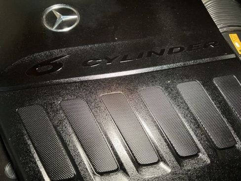 Used 2021 Mercedes-Benz GLS 450 4MATIC image 22