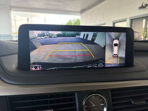 Used 2022 Lexus RX 350L Premium w/ Premium Package AWD/4WD image 37