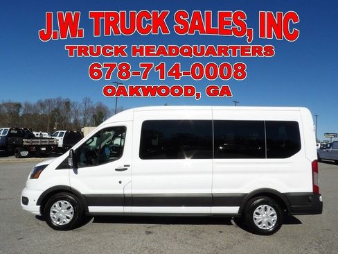 Used 2024 Ford Transit 350 XLT image 2