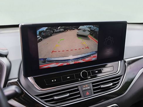 Used 2023 Nissan Altima 2.5 SR w/ SR Premium Package FWD image 20