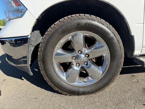 Used 2015 RAM 1500 Big Horn AWD/4WD image 9