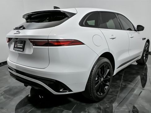 Used 2025 Jaguar F-PACE R-Dynamic S AWD/4WD image 10