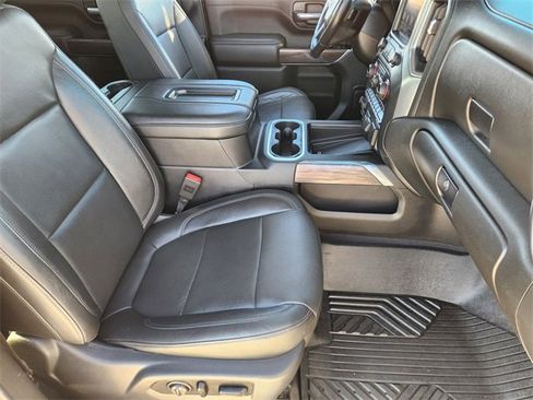 Used 2020 Chevrolet Silverado 2500 LTZ w/ LTZ Premium Package image 15