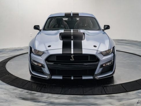 Used 2022 Ford Mustang Shelby GT500 w/ Carbon Fiber Track Pack RWD image 28