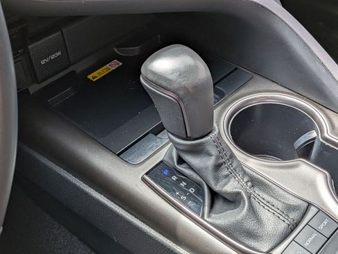 Used 2024 Toyota Camry SE w/ Audio Upgrade Package image 21