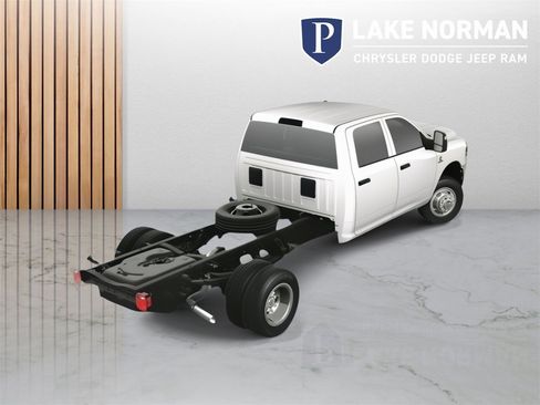 New 2024 RAM 3500 Tradesman w/ Chrome Appearance Group image 6