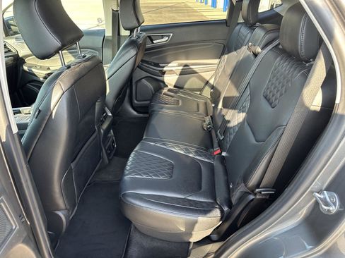 Used 2024 Ford Edge Titanium image 14