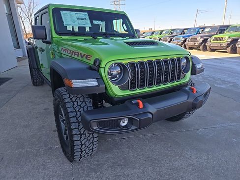 New 2026 Jeep Gladiator Mojave w/ Safety Group image 14