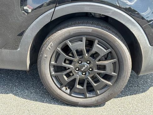 Used 2022 Kia Telluride SX w/ SX Prestige Package AWD/4WD image 18