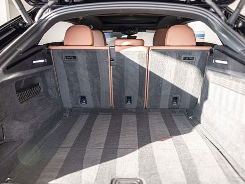 Used 2020 Audi Q8 Premium Plus w/ Premium Plus Package image 16