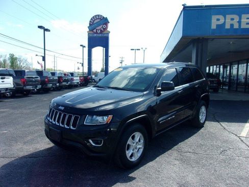 Used 2015 Jeep Grand Cherokee Laredo w/ Quick Order Package 23E image 2
