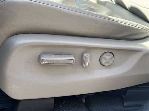 Used 2018 Honda Odyssey Elite image 18