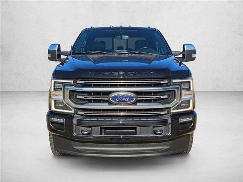 Used 2022 Ford F250 Platinum AWD/4WD image 2