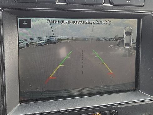Used 2019 Ford Expedition XLT w/ Equipment Group 202A AWD/4WD image 18