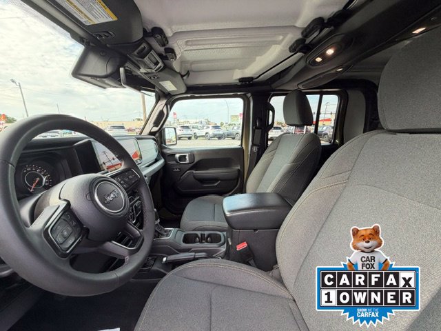 Certified 2025 Jeep Gladiator Sport AWD/4WD image 6