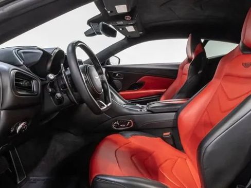 Used 2019 Aston Martin DBS Superleggera image 14