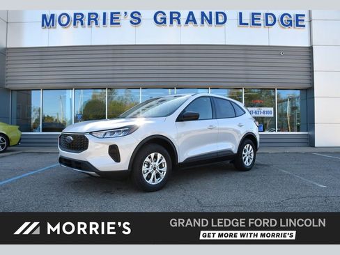 Used 2026 Ford Escape Active w/ Tech Pack #1 AWD/4WD image 1