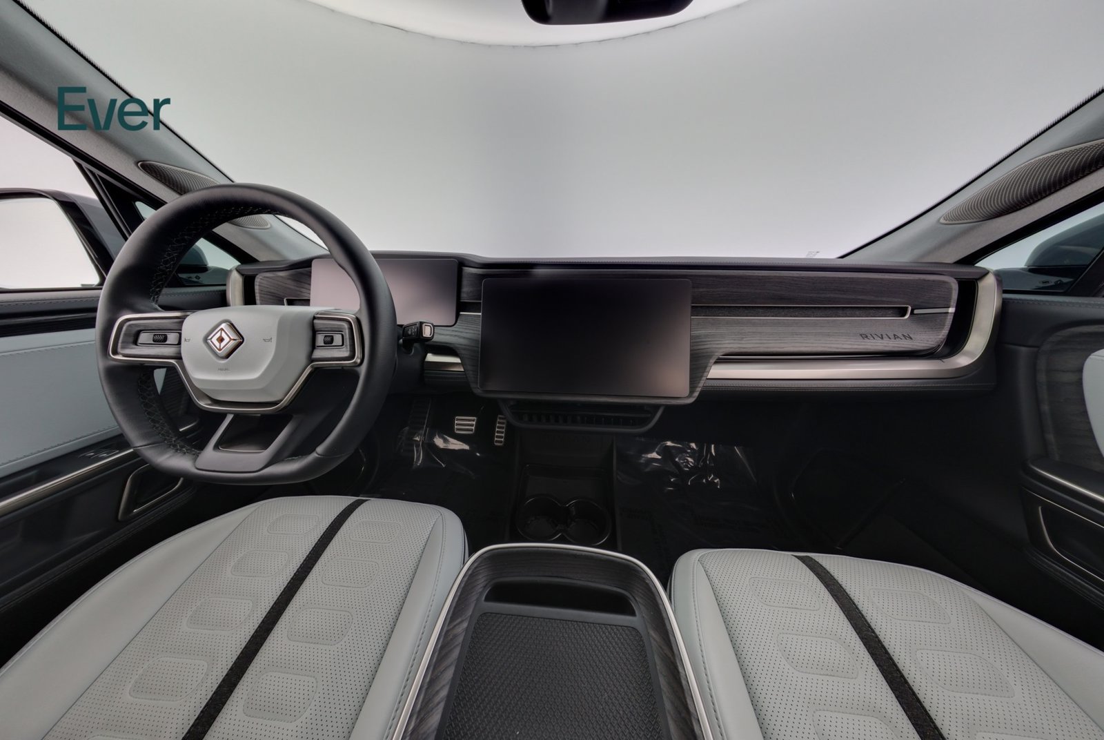 Used 2023 Rivian R1S Adventure Quad AWD/4WD image 28