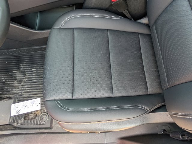 New 2027 Chevrolet Traverse LT w/ Driver Confidence Package FWD image 11