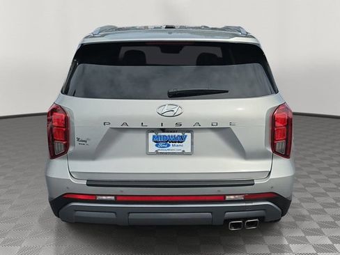 Used 2025 Hyundai Palisade SEL FWD image 5