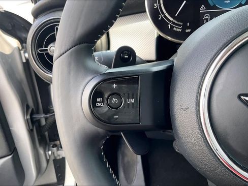 Used 2024 MINI Cooper S FWD image 22