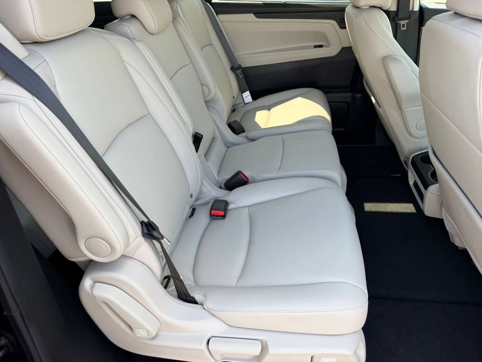 New 2027 Honda Odyssey EX-L image 26