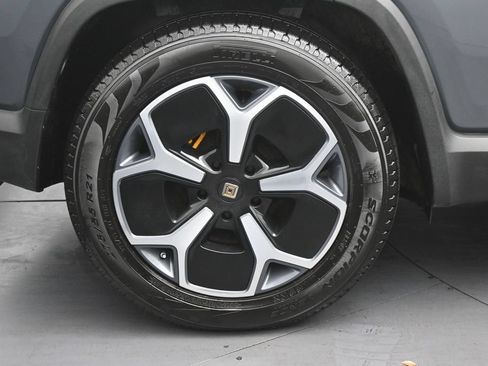 Used 2023 Rivian R1S Adventure Quad AWD/4WD image 33
