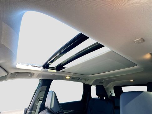Used 2027 INFINITI QX60 Pure w/ Cargo Package FWD image 23