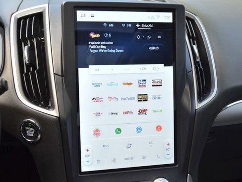 Used 2021 Ford Edge SEL w/ Convenience Package image 30