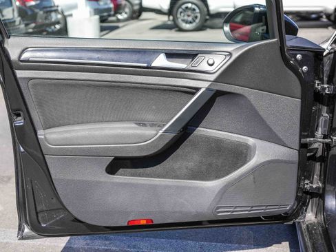 Used 2017 Volkswagen GTI S FWD image 22