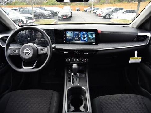 New 2026 Nissan Kicks S image 8