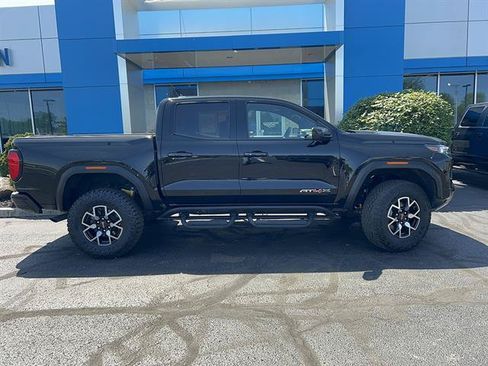 Used 2024 GMC Canyon AT4X AWD/4WD image 3