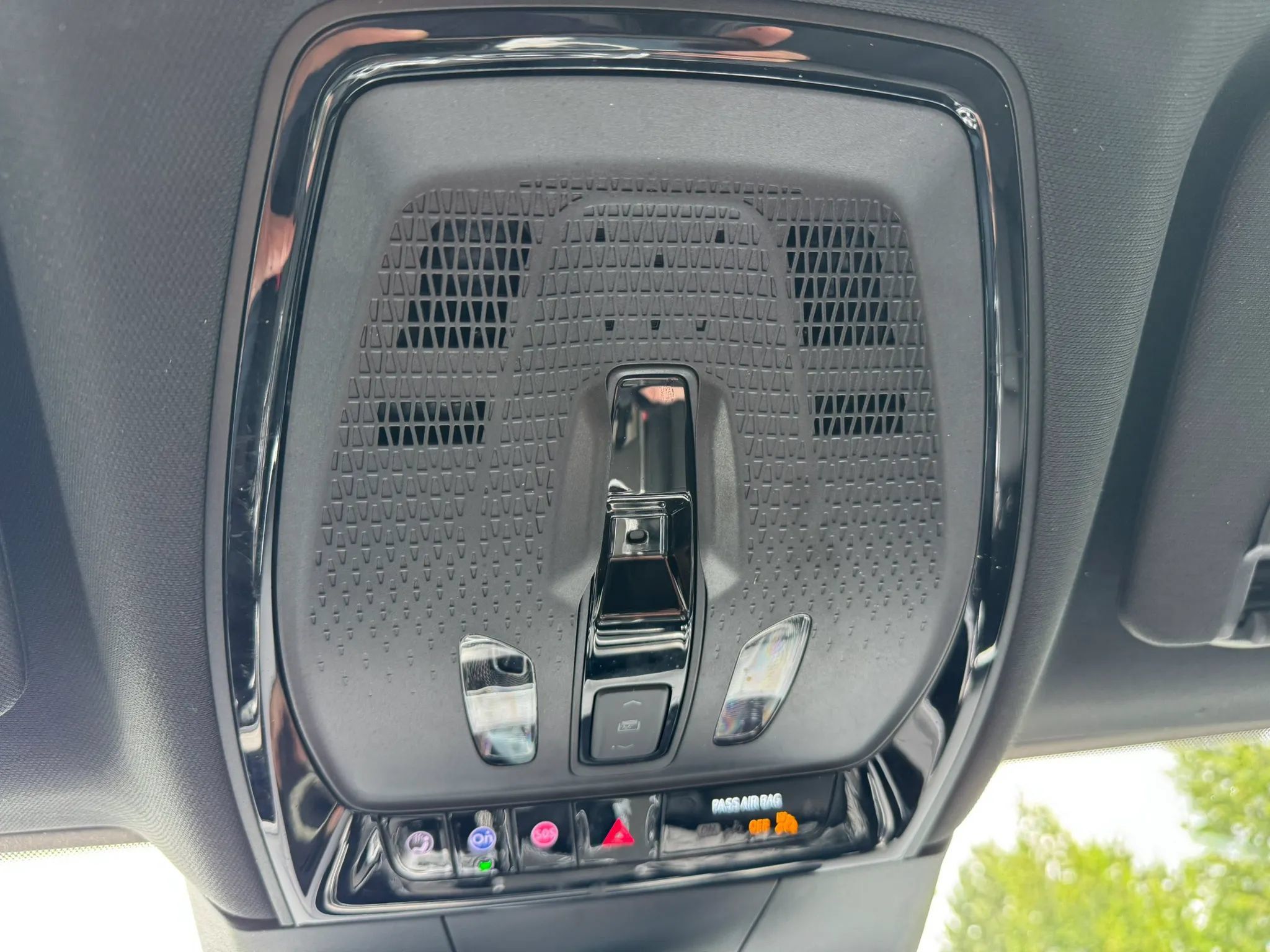 Used 2023 Cadillac Lyriq AWD image 43