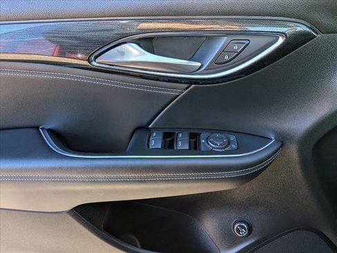 Used 2022 Buick Envision Preferred image 14