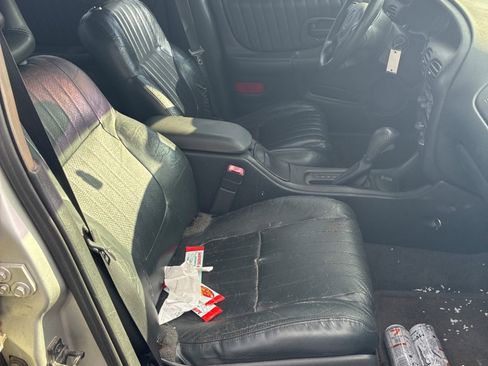 Used 2002 Pontiac Grand Prix GTP image 16