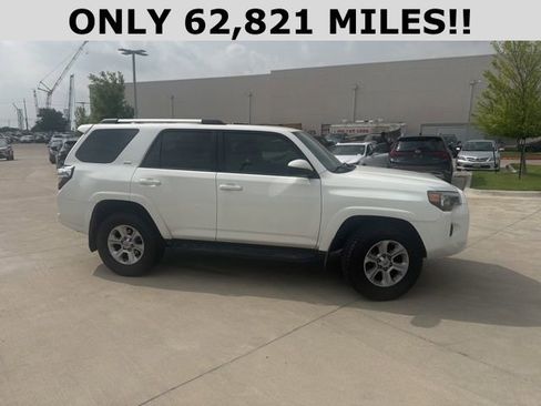 Used 2022 Toyota 4Runner SR5 RWD image 2