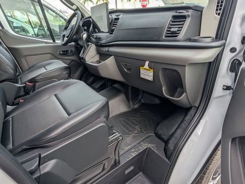 New 2026 Ford Transit 150 Low Roof w/ Load Area Protection Package RWD image 4